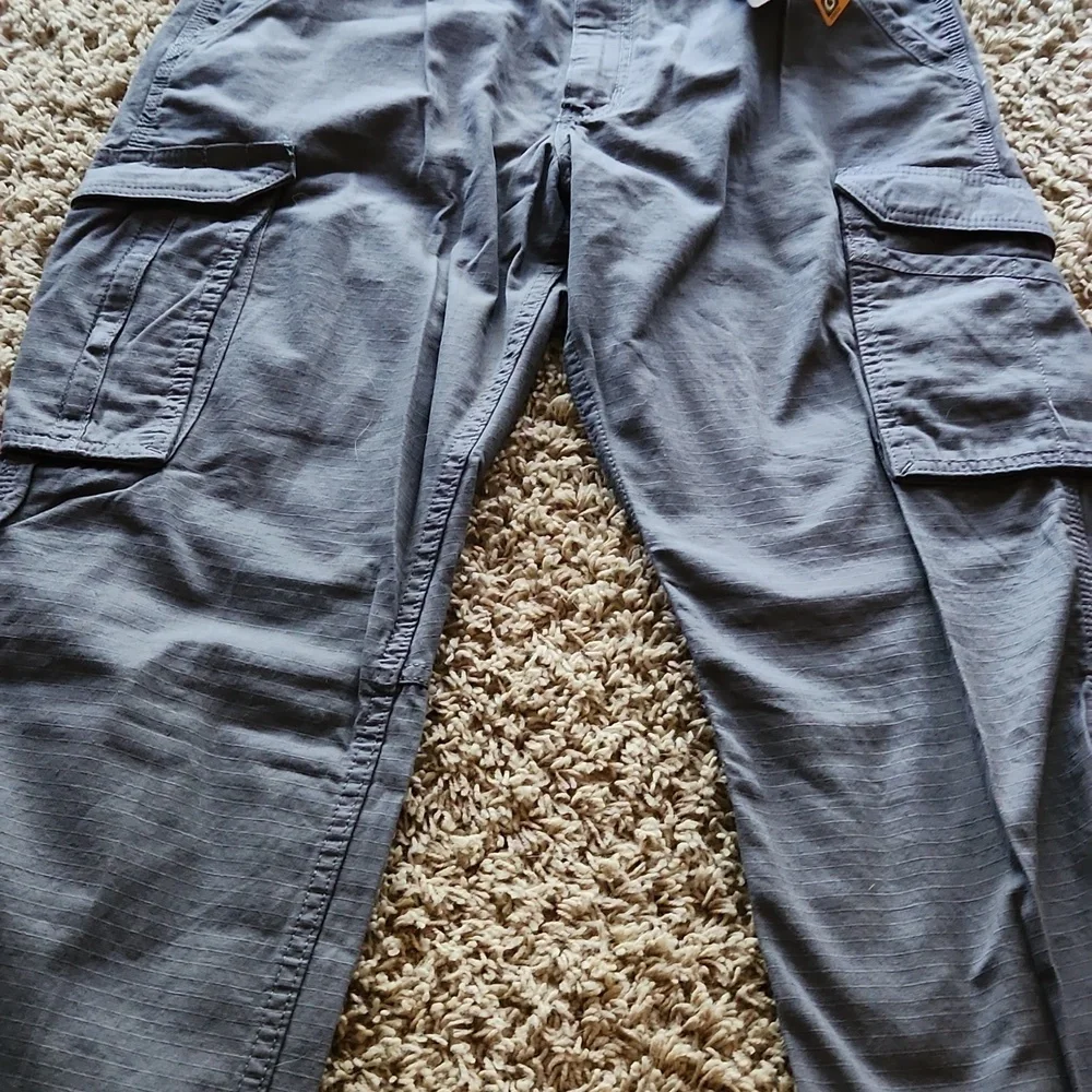 Carhartt NWT Men's Relaxed Fit Gray Cargo Pant Size 36x32 - Picture 10 of 10